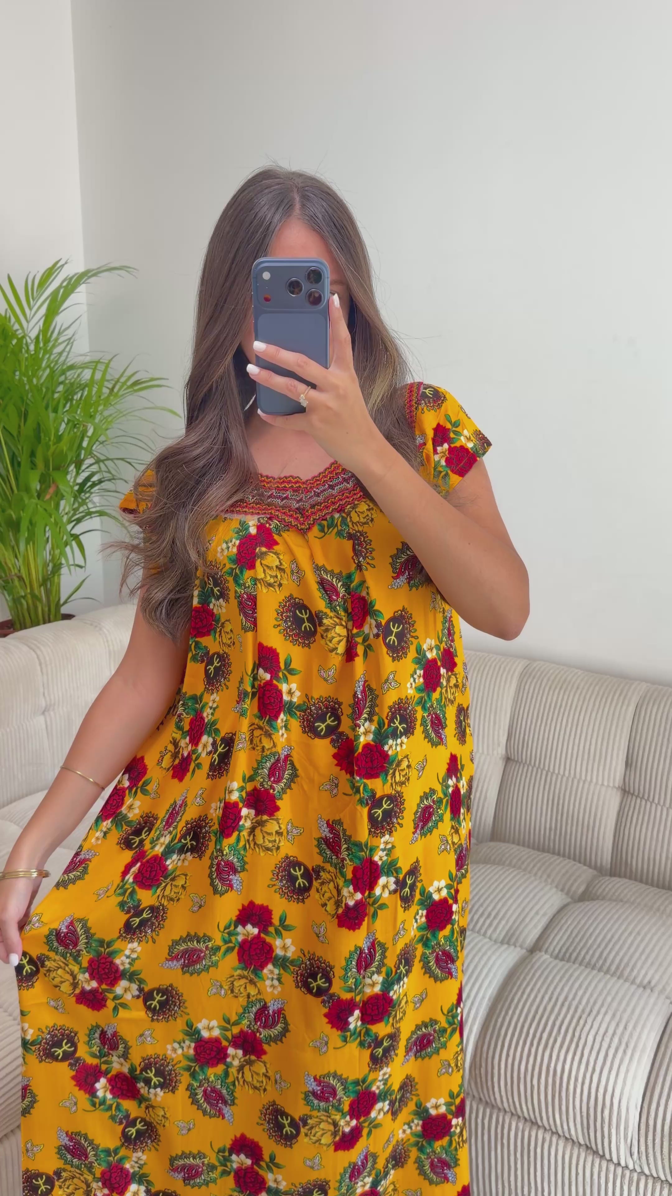 Robe Tiziri Moutarde Flora
